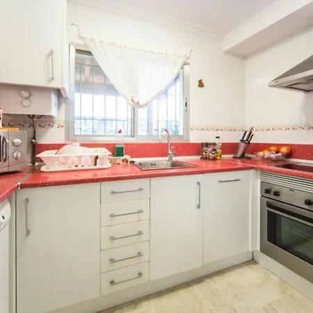 Charming 3 Bedroom In W Private Pool & Garden * Lliria