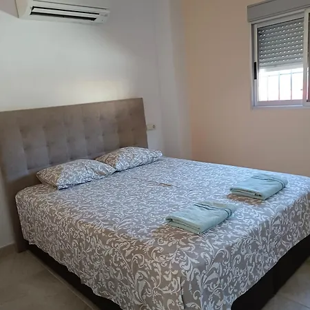 Charming 3 Bedroom In W Private Pool & Garden Lliria