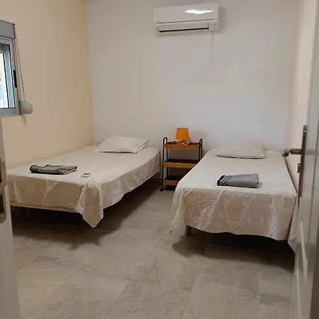 Charming 3 Bedroom In W Private Pool & Garden